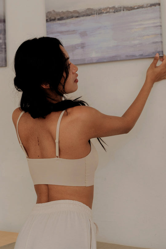 無痕 · 磨毛細肩|燕麥膚