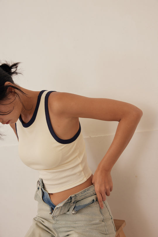 柔韌・削肩美背 BraTop|象牙白