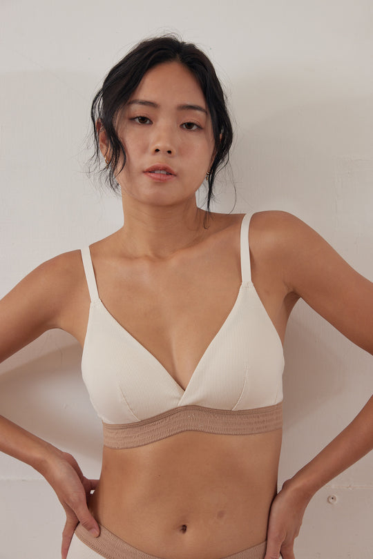 柔韌・美式深 V 拼色三角杯 成套|燕麥咖