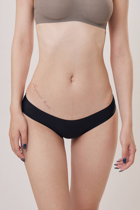 柔亮・美型低腰半包臀三角褲|玄黑