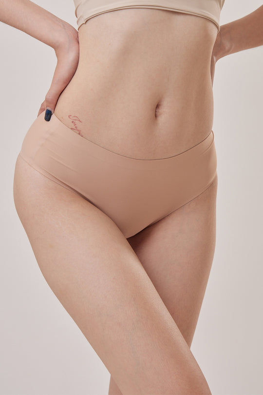 柔亮・美型高腰半包臀三角褲|小麥膚