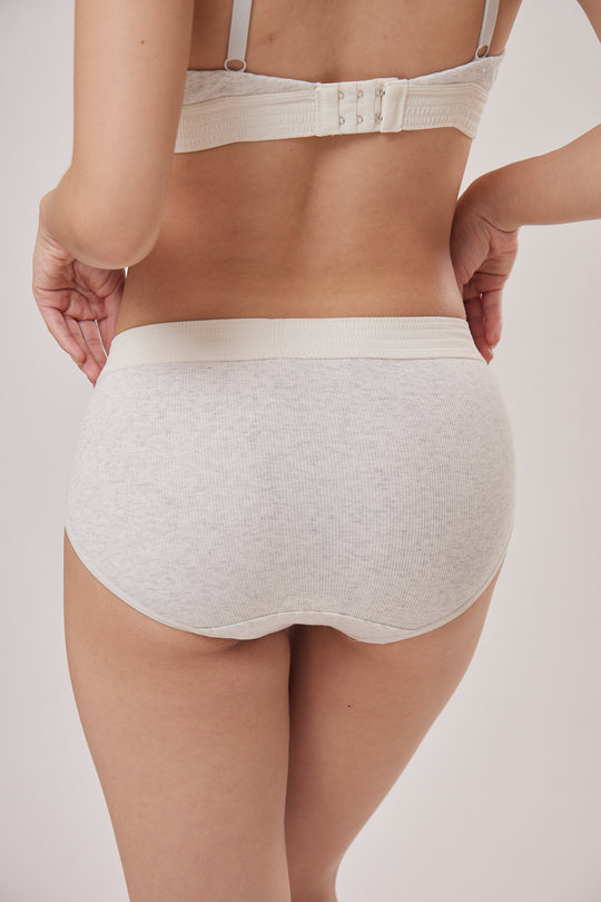 柔韌・美式深 V 拼色三角褲|麻灰白