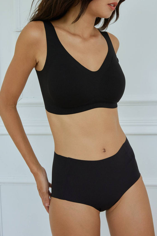 無痕・高腰包臀內褲 超薄款|黑