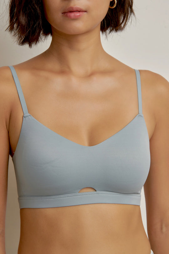 柔亮・簍空細肩 3/4 杯|藍灰