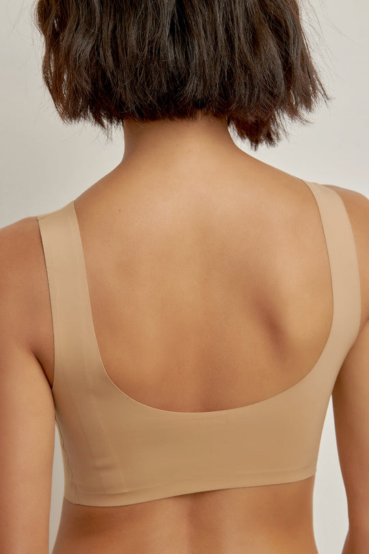 無痕・大 U 美背內衣|卡其