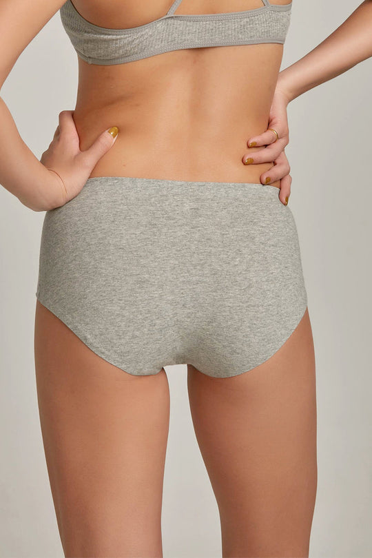 柔韌・中腰純色全包臀內褲|純黑