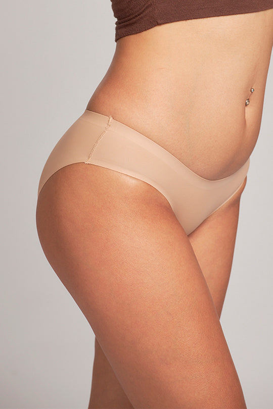 柔亮・美型低腰半包臀三角褲|白皙膚