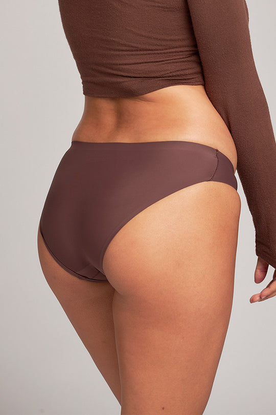 柔亮・美型低腰半包臀三角褲|檀棕