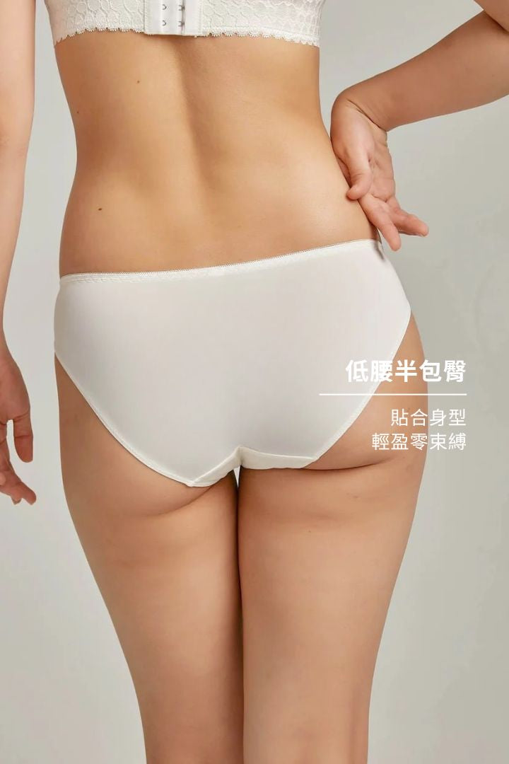柔絲・軟蕾絲三角褲｜月白