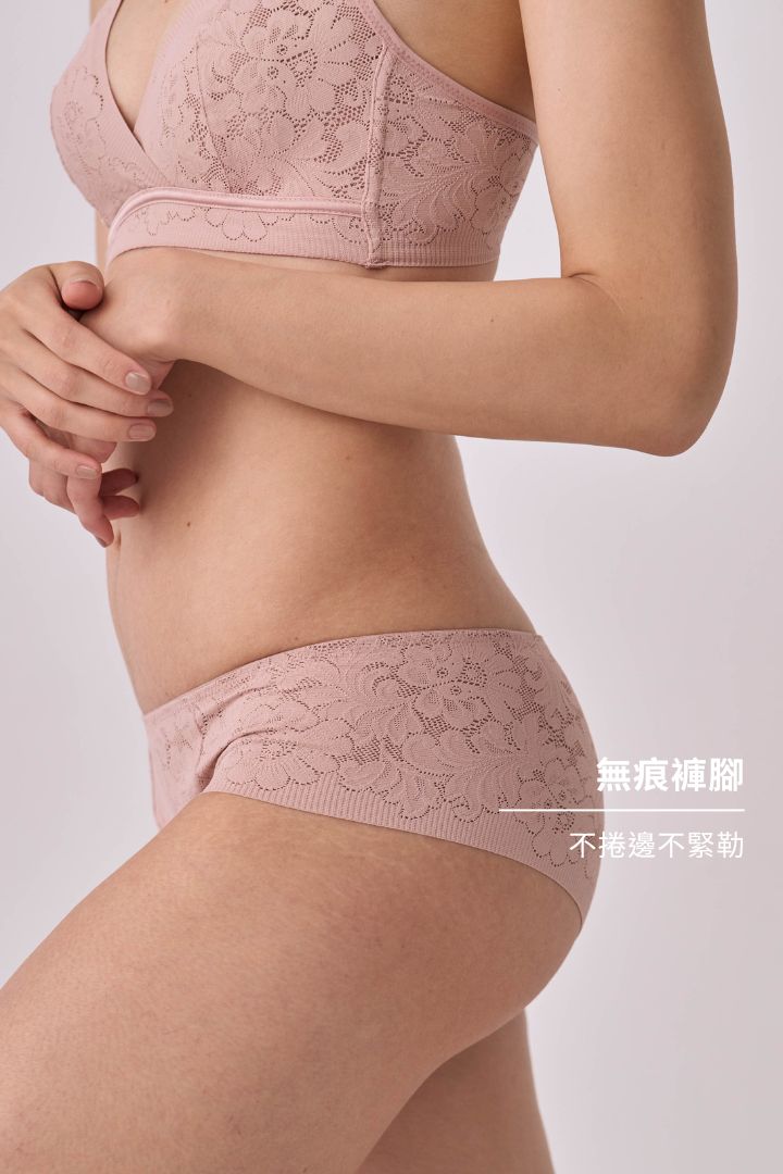 柔絲・蕾絲極簡三角褲｜乳白