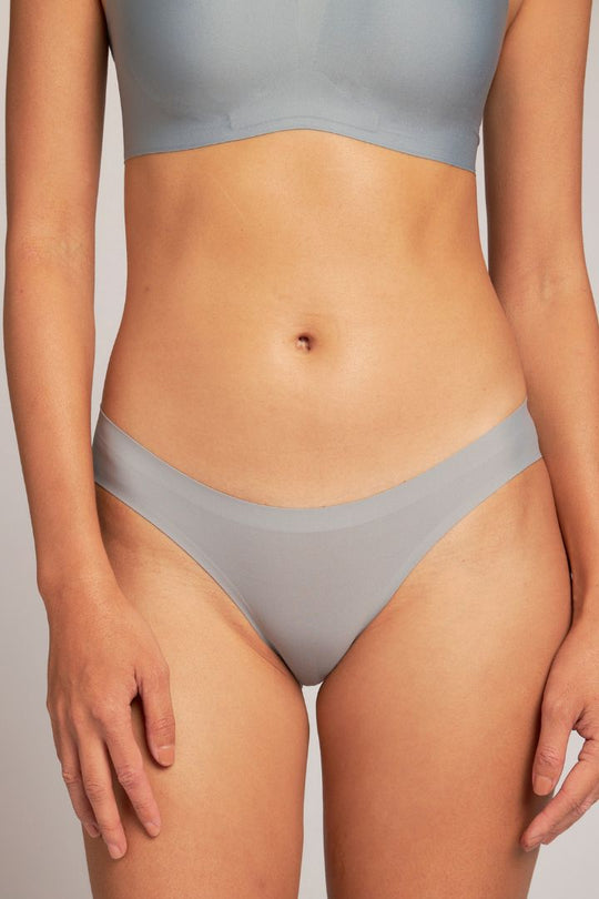 柔亮・美型低腰半包臀三角褲｜灰藍