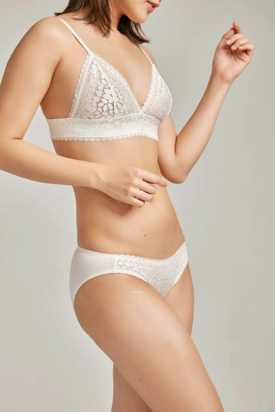 柔絲・軟蕾絲三角褲｜月白