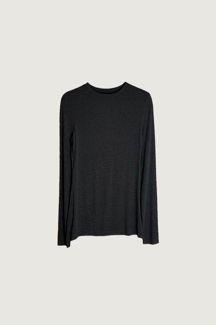 極親膚圓領長袖上衣穿搭