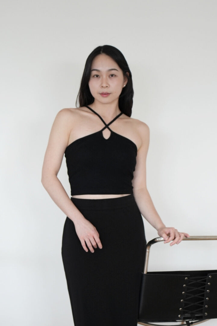 繞頸兩穿 Bra Top｜黑