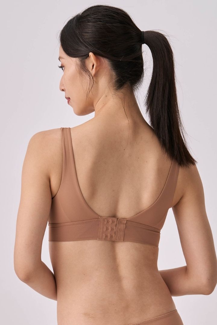 柔韌・包覆集中三角杯｜太妃