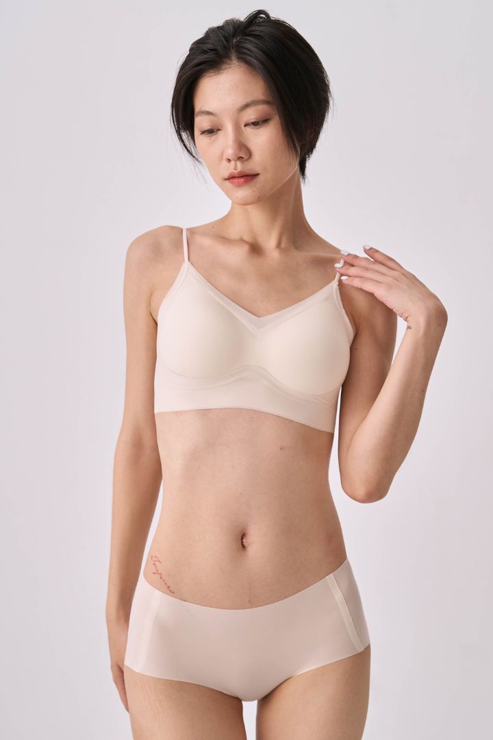 無痕 · 雲感一字美背內衣｜裸米