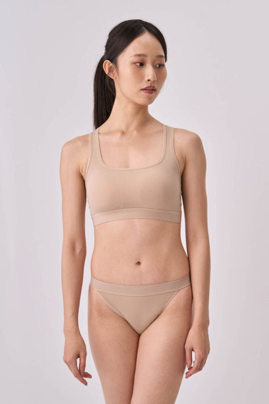 柔亮・時尚條紋半包臀三角褲｜淺卡其