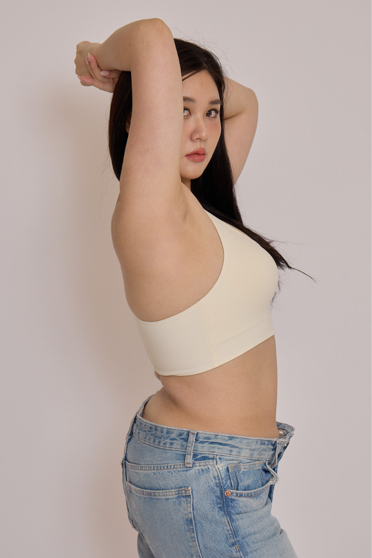 細肩 Y 型美背 Bra Top｜麥芽白