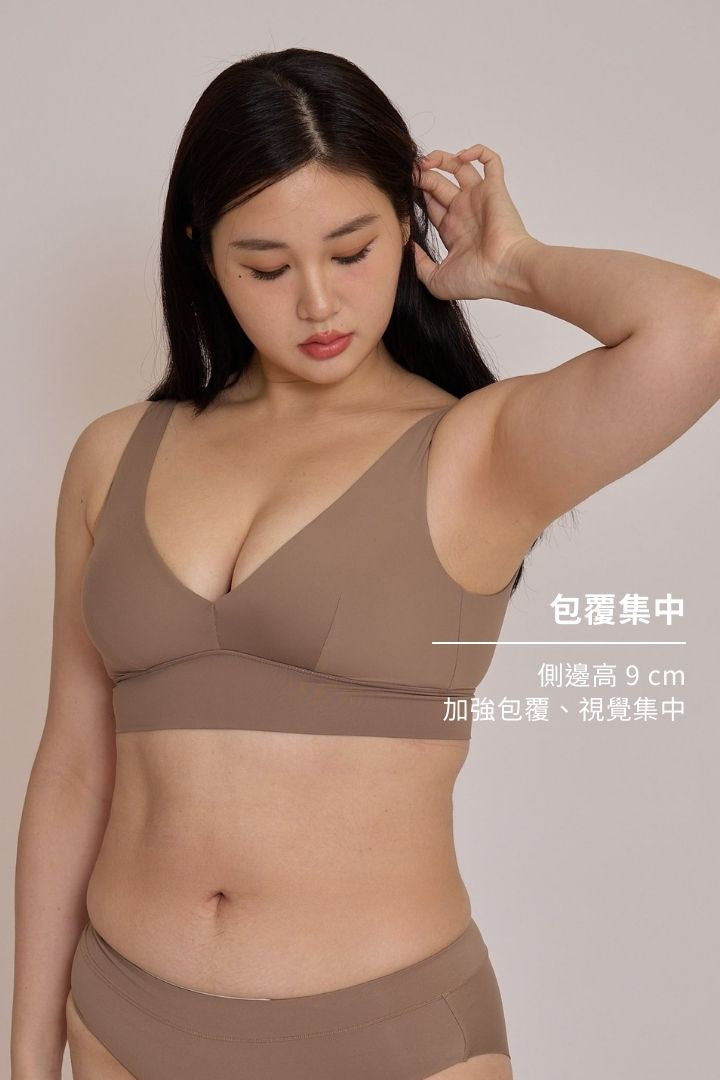 柔韌・包覆集中三角杯｜紅沙