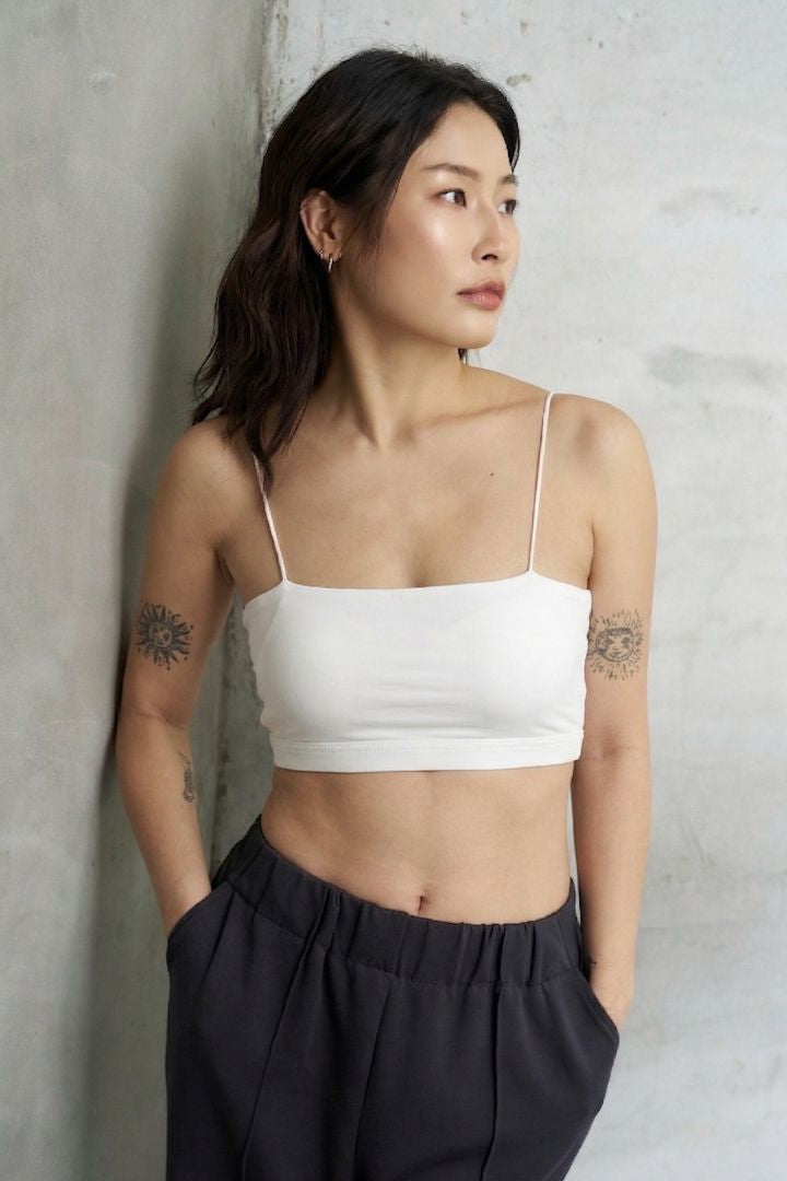 舒彈平口 Bra Top 短版穿搭