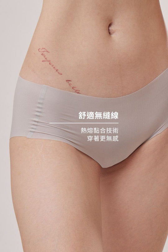 無痕・直紋裸色面膜內褲｜淡灰