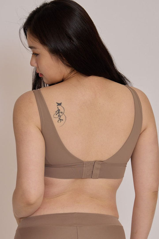 柔韌・包覆集中三角杯｜紅沙