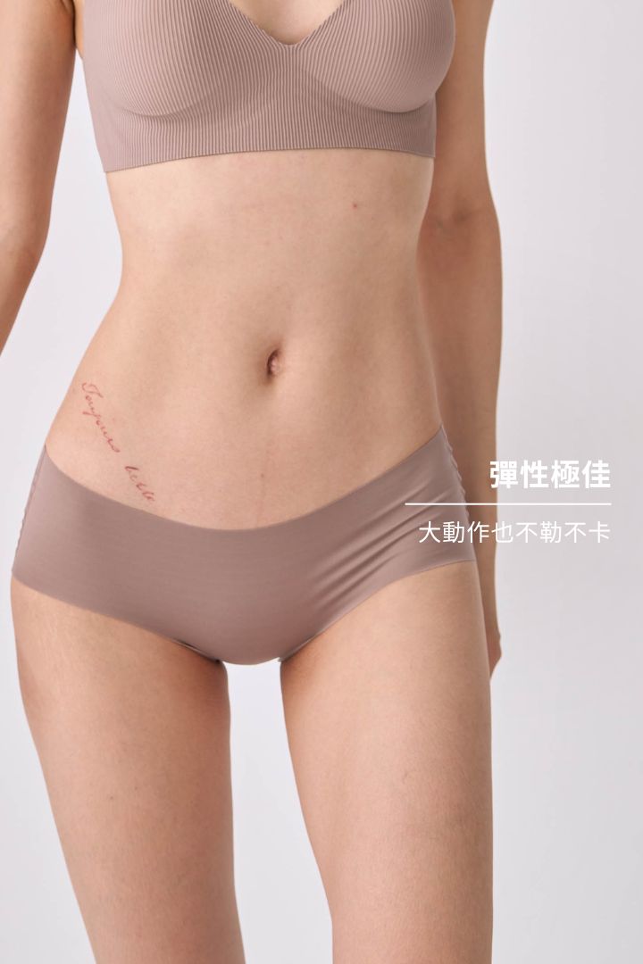 柔亮・軟支撐美胸三角杯 成套｜純黑