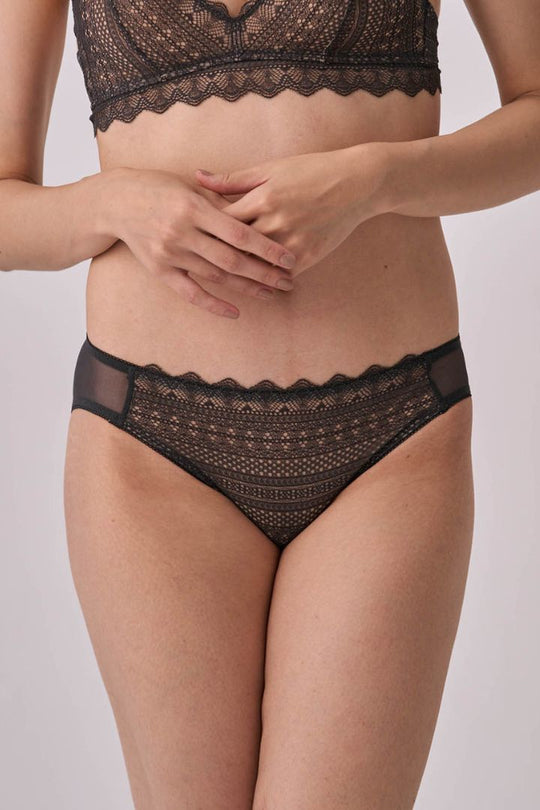 柔絲・薄蕾絲三角內褲｜灰杏