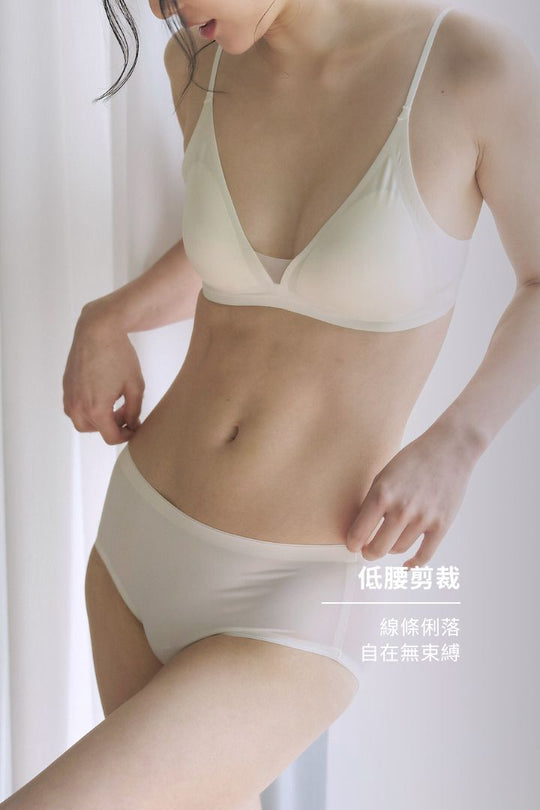 絲彈低腰三角褲女生