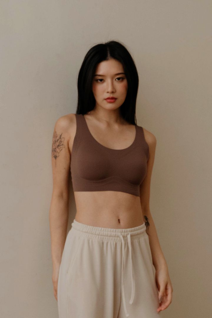 無痕 · 磨毛寬肩｜燕麥膚