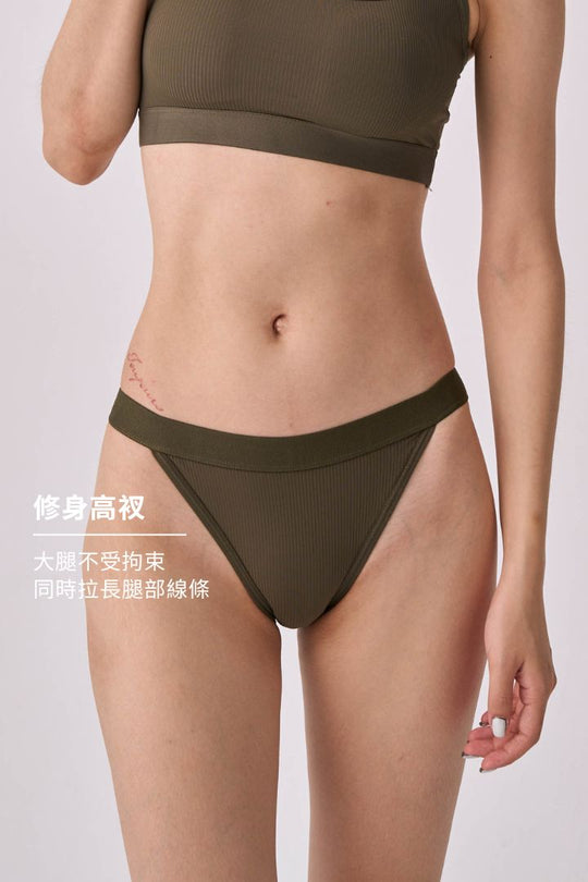 柔亮・時尚條紋半包臀三角褲｜軍綠